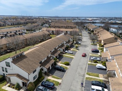 Welcome to resort-style living in the much sought-after gated - photo 47