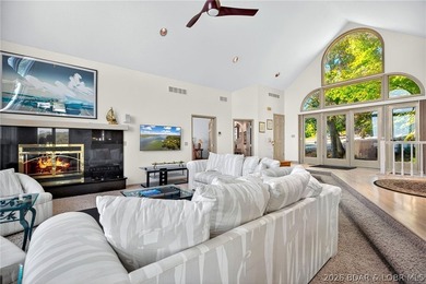 609 Point Charles Rd in Sunrise Beach offers luxury lakefront - photo 9