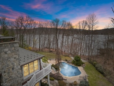 Lake Home For Sale in Kinnelon, New Jersey