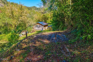 Nestled along the tranquil banks of the Clinch River in rural - photo 10