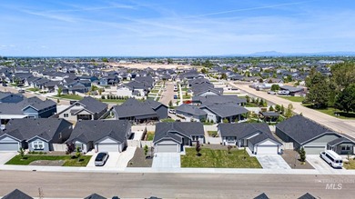 There's something about this part of South Nampa that just feels - photo 5