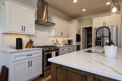 This fantastic Hickory Hills home was custom built by Jim Colton