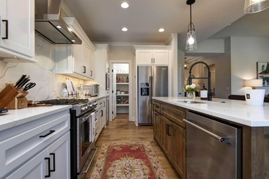 This fantastic Hickory Hills home was custom built by Jim Colton