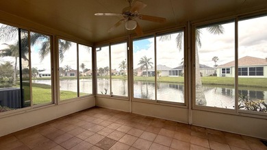 RARE Waterfront Home with a 2-car garage in the gated community - photo 17