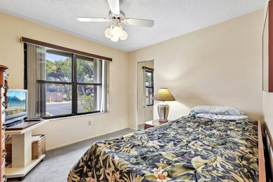 Welcome to this charming and spacious 3-bedroom, 2-bathroom - photo 18