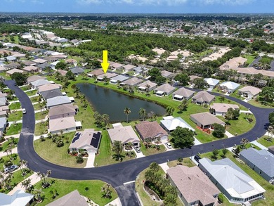 RARE Waterfront Home with a 2-car garage in the gated community - photo 22