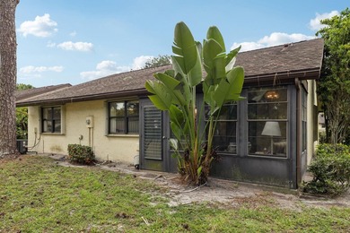 Welcome to this charming and spacious 3-bedroom, 2-bathroom - photo 26