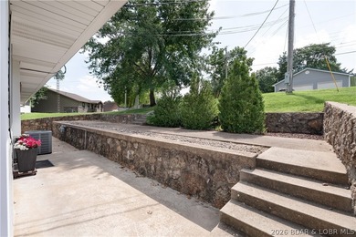 160' LF of gentle sloping lakefront lot just a few steps (9) - photo 35