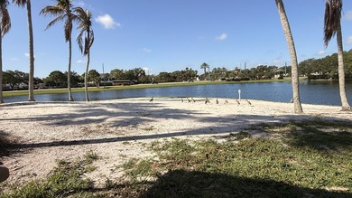 RARE Waterfront Home with a 2-car garage in the gated community - photo 35