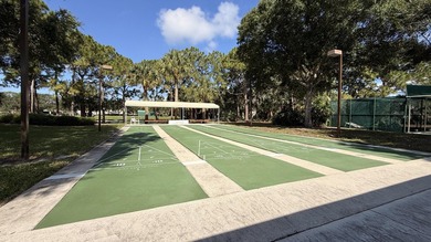 RARE Waterfront Home with a 2-car garage in the gated community - photo 37