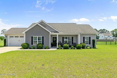 (private lake, pond, coastal) Home For Sale in La Grange North Carolina