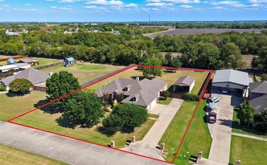 Lake Home For Sale in Nevada, Texas