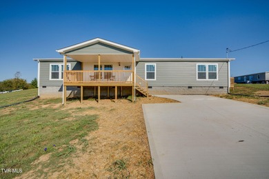 Nolichucky River Home For Sale in Morristown Tennessee