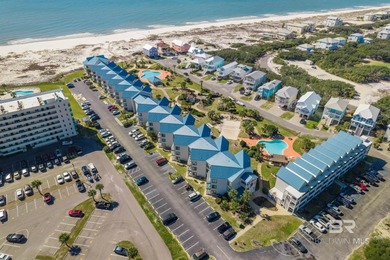 Experience the perfect blend of coastal comfort and investment - photo 1