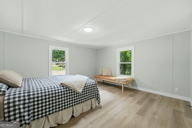 Fully remodeled and move-in ready, this Acworth home offers the - photo 5