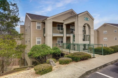 Lake Taneycomo Condo For Sale in Branson Missouri