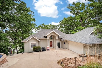Set within one of the most sought-after neighborhoods in Four - photo 2