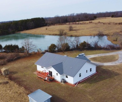 Lake Home For Sale in Mountain Grove, Missouri