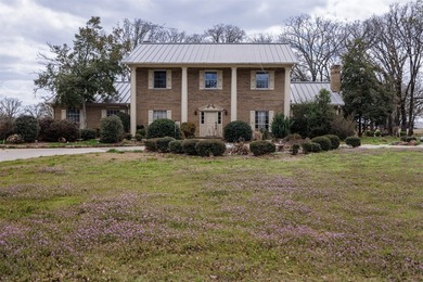 Welcome to an extraordinary 50 acre retreat offering privacy - photo 8