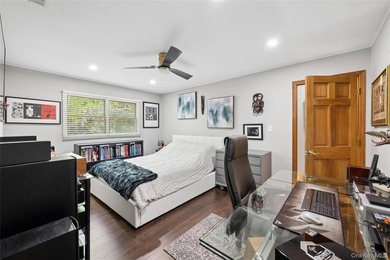 Spacious and versatile 2-story ranch offering 6 bedrooms plus a - photo 12