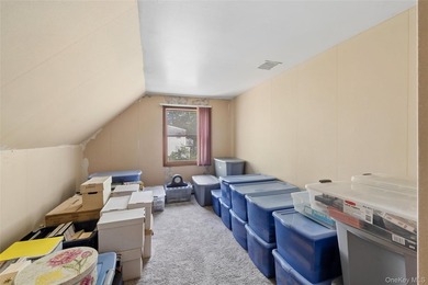 Spacious and versatile 2-story ranch offering 6 bedrooms plus a - photo 15