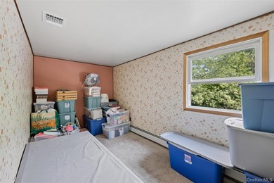 Spacious and versatile 2-story ranch offering 6 bedrooms plus a - photo 16