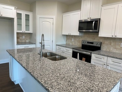 Gorgeous brand new construction home in Heron's Roost. A gated - photo 17