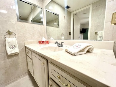 2/2 in Deerfield Beach Century Village 55+ Active Community - photo 29