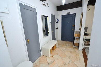 Step into this beautifully renovated 2-bedroom, 2-bath residence - photo 37