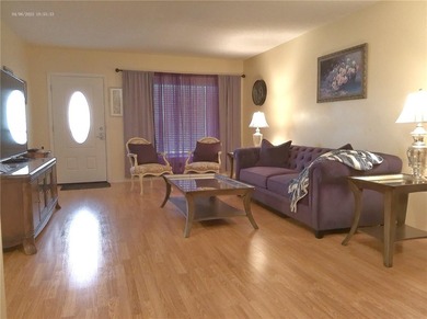 Rated AAA...!!! Attractive, Affordable, Available NOW! 3rd floor - photo 4
