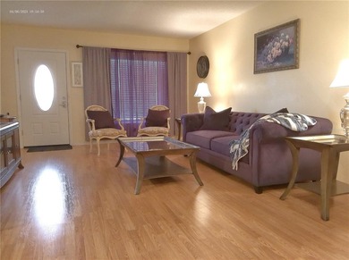 Rated AAA...!!! Attractive, Affordable, Available NOW! 3rd floor - photo 6