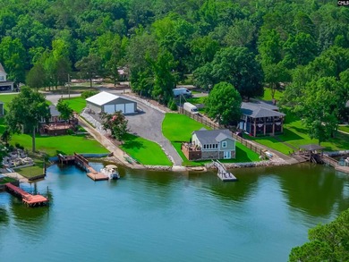 Experience refined waterfront living in this completely - photo 41