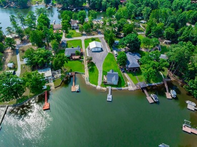 Experience refined waterfront living in this completely - photo 47