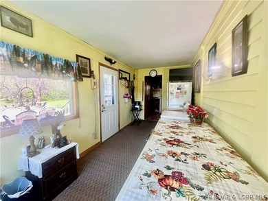 Live the best of both worlds-peaceful country living just - photo 6
