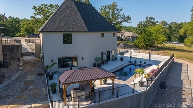 Welcome to a one-of-a-kind luxury estate in a gated Osage Beach - photo 5