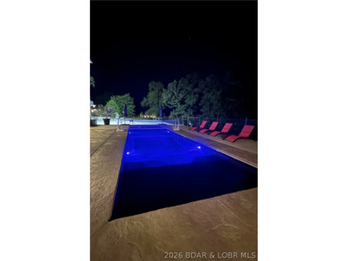 Welcome to a one-of-a-kind luxury estate in a gated Osage Beach - photo 9