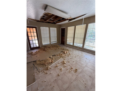 Packed with charm and endless potential, this adorable 3-bedroom - photo 11