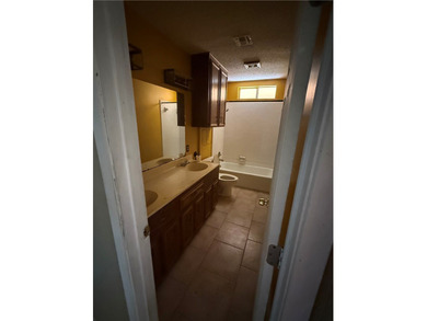 Packed with charm and endless potential, this adorable 3-bedroom - photo 13