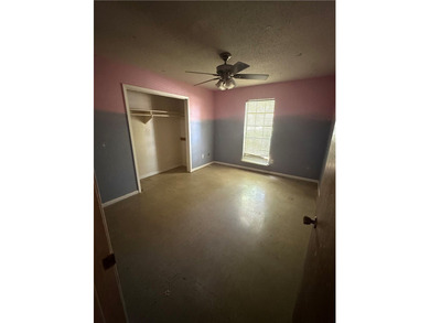 Packed with charm and endless potential, this adorable 3-bedroom - photo 14