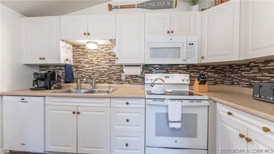 SUCCESSFUL, ESTABLISHED NIGHTLY RENTAL & affordable lake area - photo 10