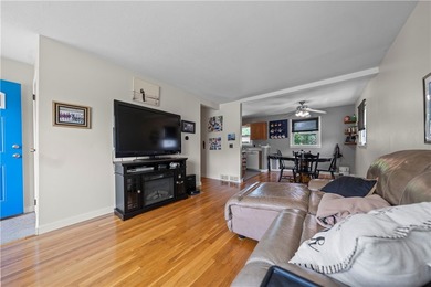 Welcome to 18 Chester Avenue! This beautifully maintained - photo 4