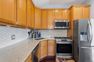 Lovely updated, expanded ranch in West Islip school district - photo 14