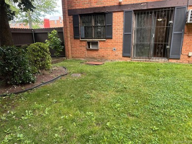 Welcome to House Beautiful Condominium! A highly desirable and - photo 15
