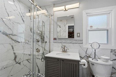 Lovely updated, expanded ranch in West Islip school district - photo 21