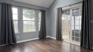 Welcome home to this beautifully maintained 3-bedroom, 2-bath - photo 24