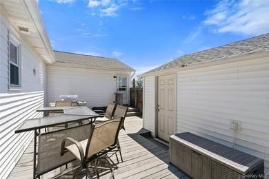 Lovely updated, expanded ranch in West Islip school district - photo 27