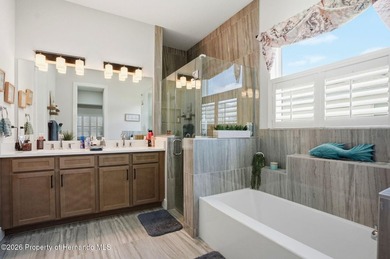PRICE IMPROVEMENT! Welcome home to this stunning, move-in ready - photo 32