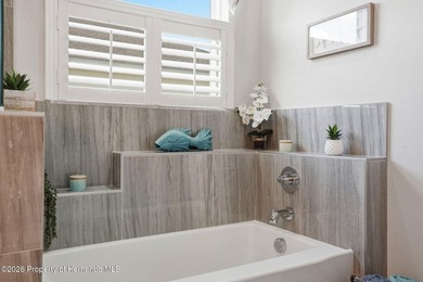 PRICE IMPROVEMENT! Welcome home to this stunning, move-in ready - photo 34