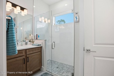PRICE IMPROVEMENT! Welcome home to this stunning, move-in ready - photo 38