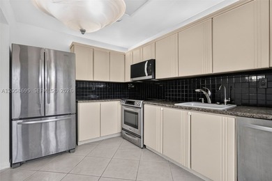 Discover exceptional living in this impeccably maintained,3/2,5 - photo 12